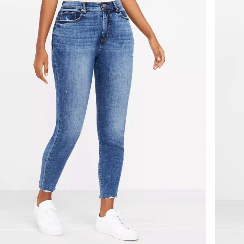 NWT LOFT boyfriend jean retails $80